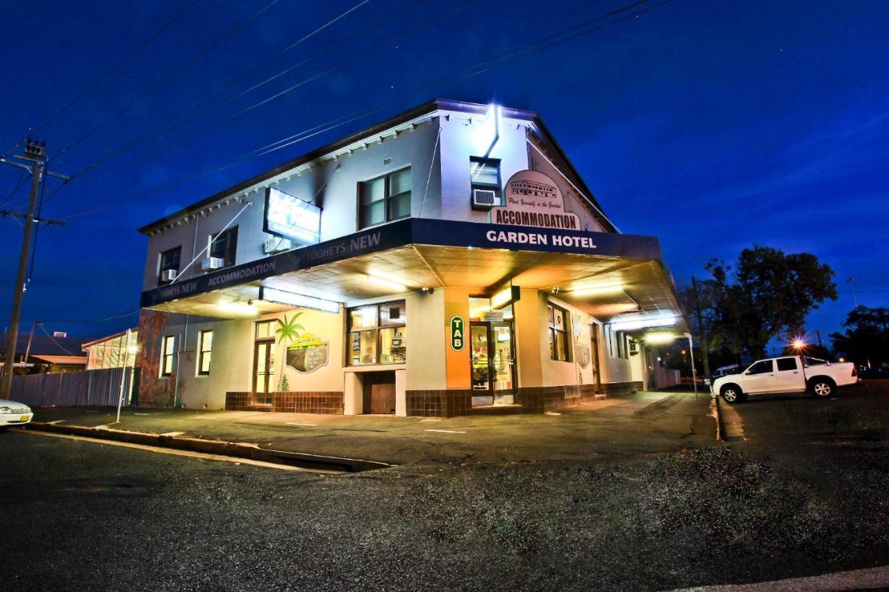 Garden Hotel Dubbo Exteriör bild